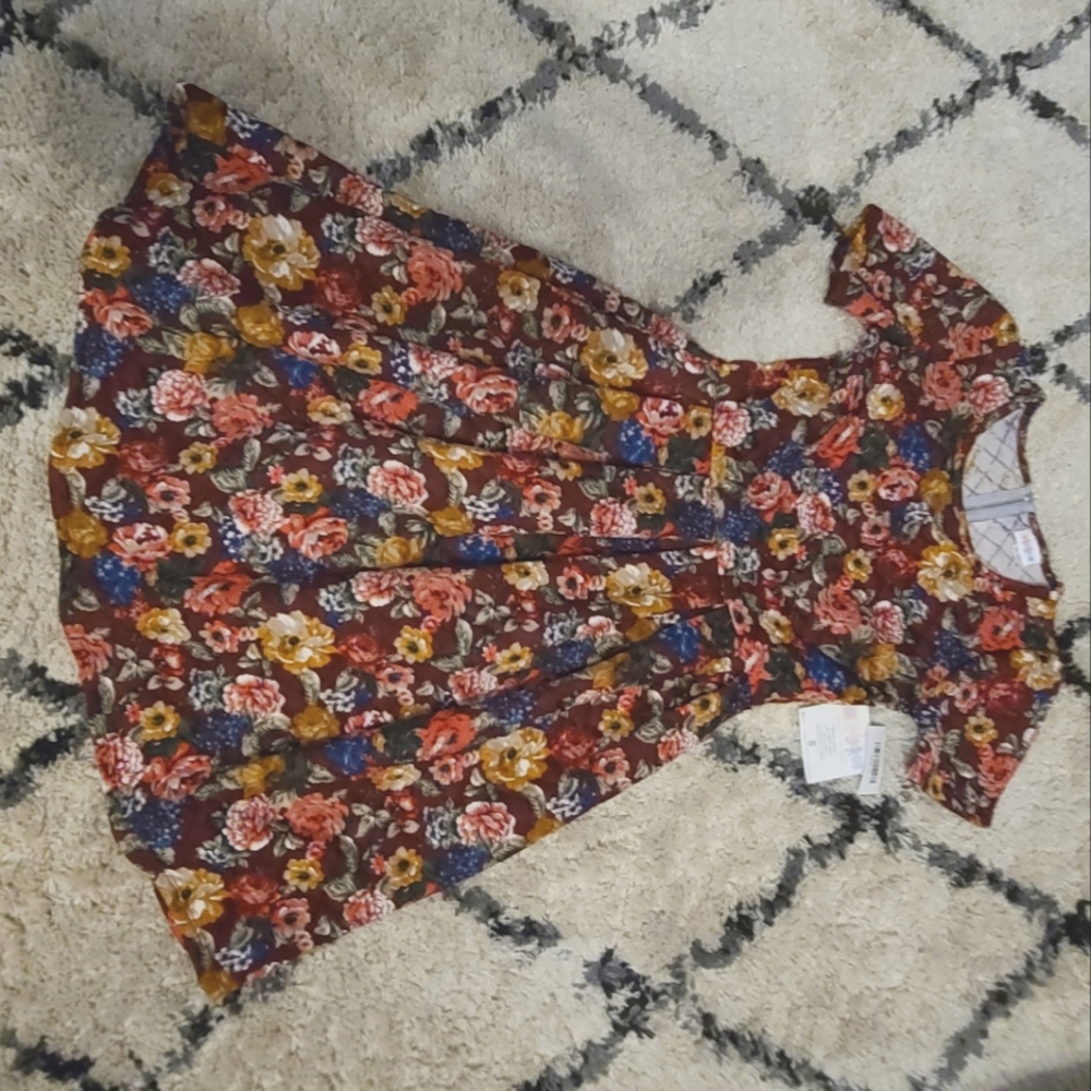 LuLaRoe Amelia - NWT, HTF, Vintage Floral